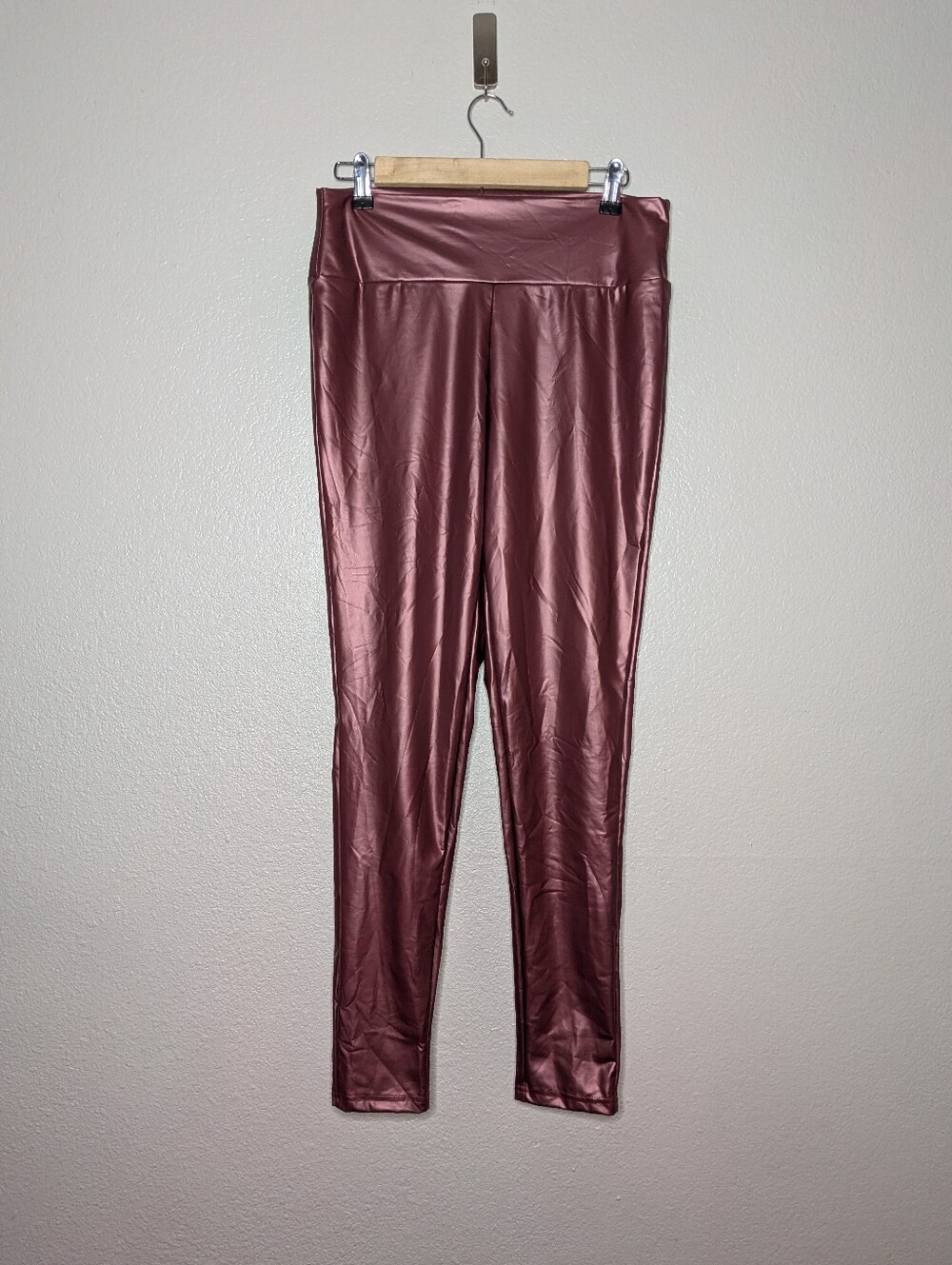 New She & Sho Metallic Rose Leather Blend Stretch Indie Sleaze Ankle Pants L NWT